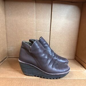 Fly London Yip Wedge Ankle Boots Lead Platform Booties Purple Ruched 7.5